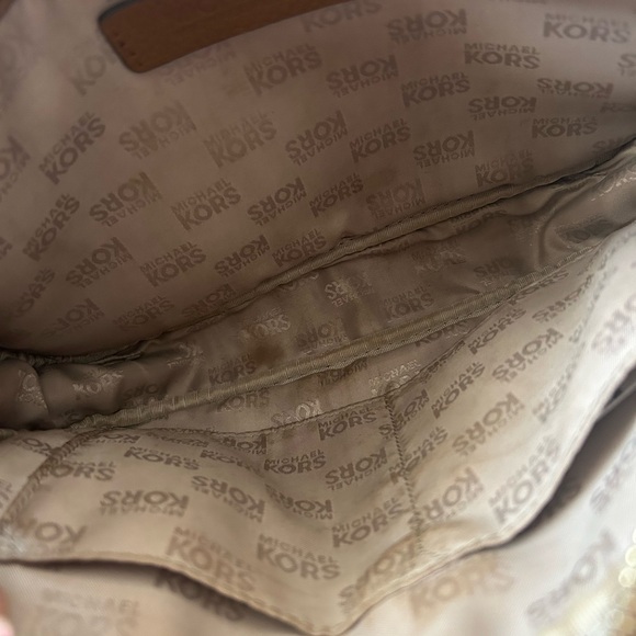 Caramel Michael Kors crossbody - Picture 9 of 10